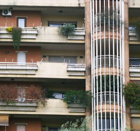 Edificio Residenziale Torrino Nord Z18  